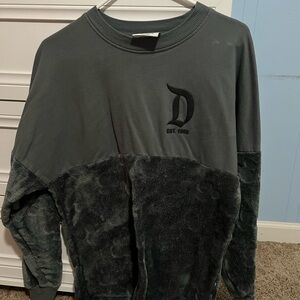 Disney sweatshirt